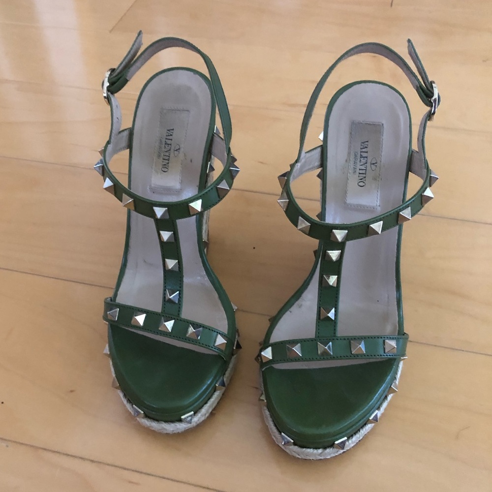 Valentino Stud Wedge